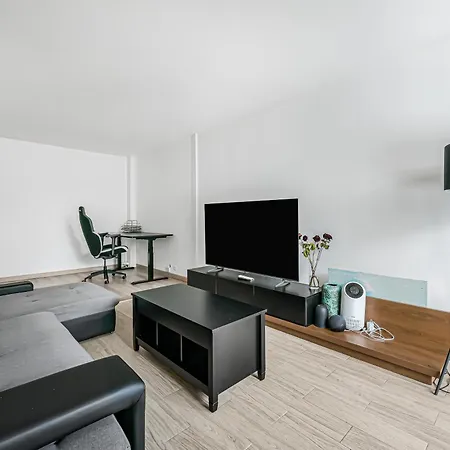 Διαμέρισμα Le Petit Bezonnais - 4Prsn - Proche Paris - Jardin